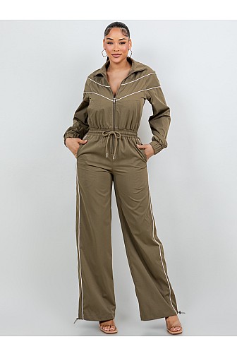  STRAIGHT LEG WIND-RESISTANT JUMPSUIT WITH LONG SLEEVES.